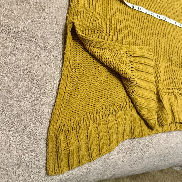 Aerie Women’s Cozy Mustard Turtleneck Sweater - Size XS - Picture 4 of 6